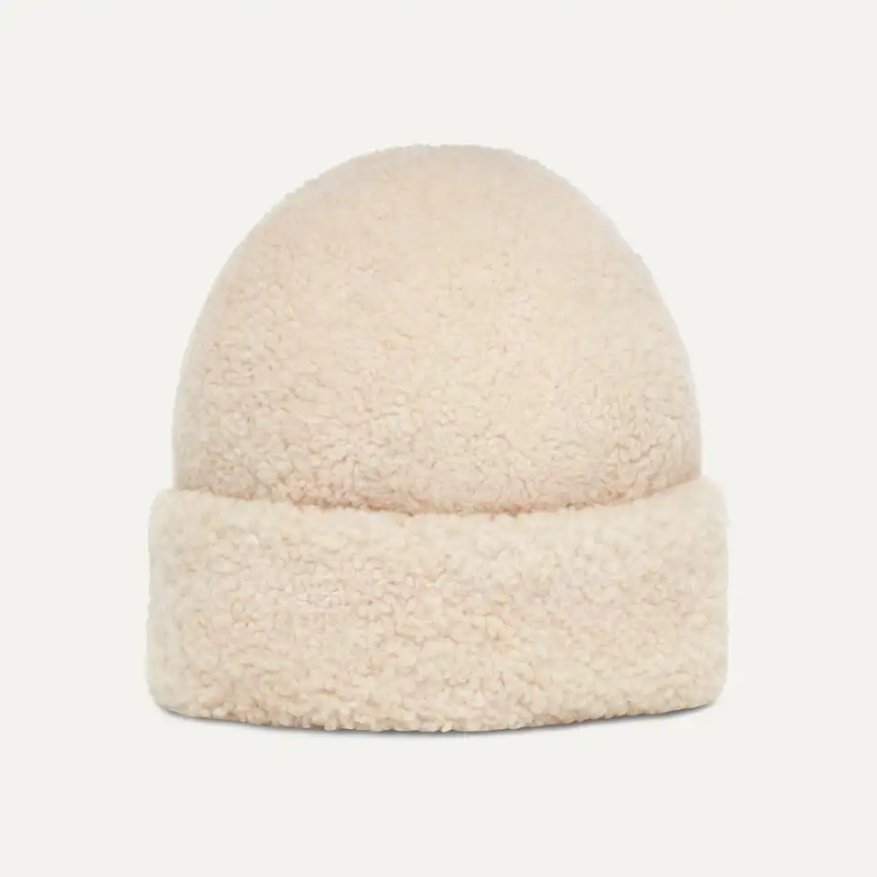 Amazon.com: UGG Women's Curly Sheepskin Cuff Hat : Clothing