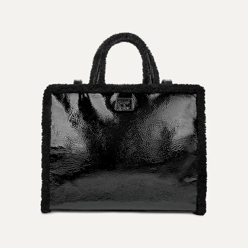 【UGG】★バッグ★ UGG x TELFAR Medium Shopper Crinkle UGG x TELFAR Medium Shopper Crinkle - White
