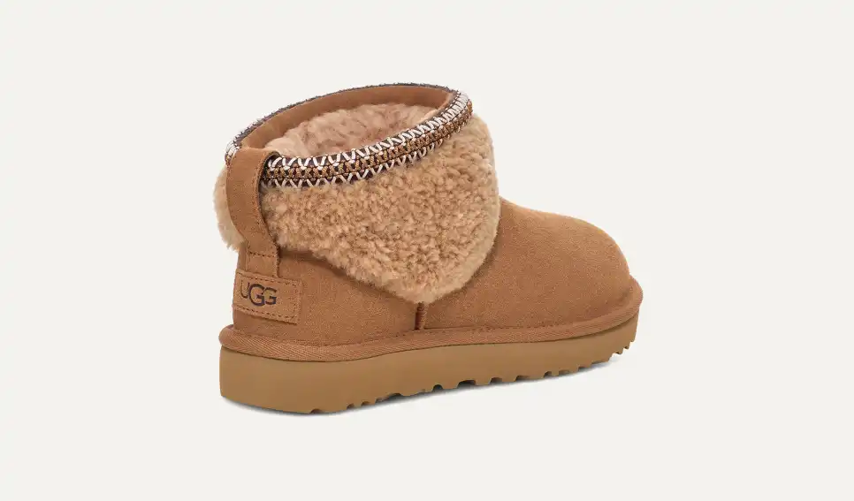 UGG® Classic Ultra Mini Maxi Curly for Women | UGG®