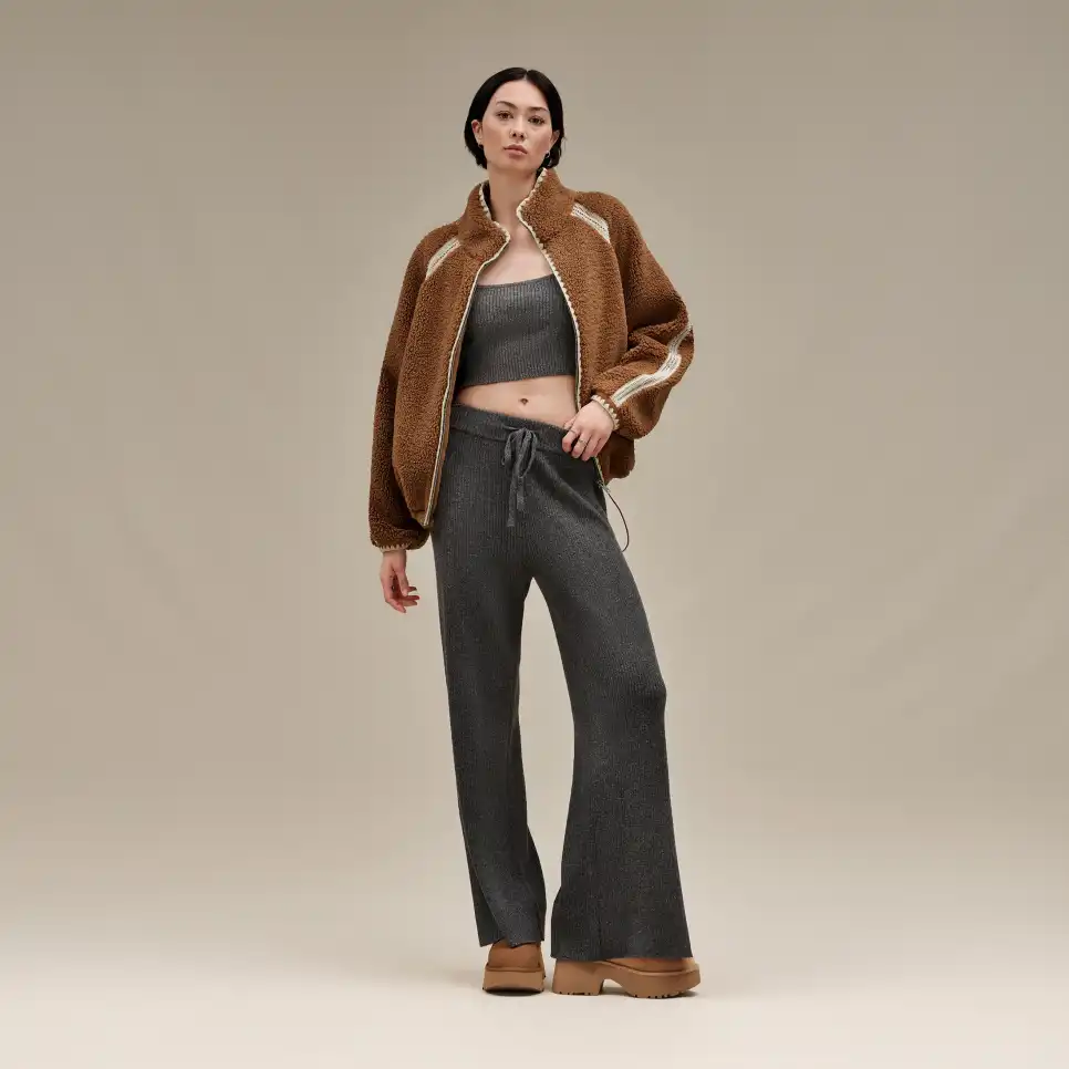 Veste Nikia UGGfluff en crochet