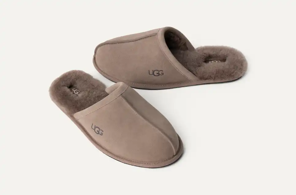 UGG® Scuff Slipper for Men | UGG® Switzerland