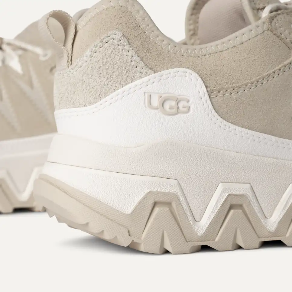 新作 UGG アグ CapTrail Low ダットスニーカー 厚底 新作 UGG アグ CapTrail Low ダットスニーカー 厚底
