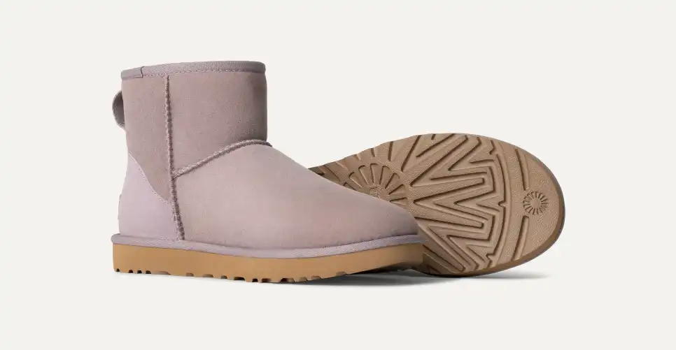 【送料&関税込】UGG Boot Classic Mini Ii Women's Classic Mini II Boot | UGG