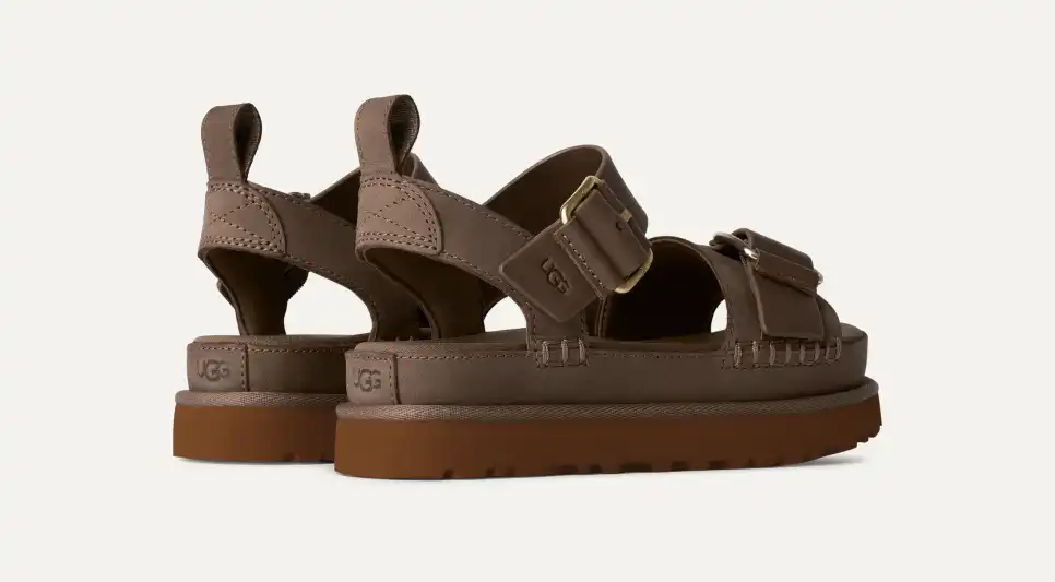 サンダル・ミュール UGG W Goldenstar Villa Sandals - UGG - Leather - Black Ugg: W Goldenstar Villa Sandal in Black – The Vogue Boutique