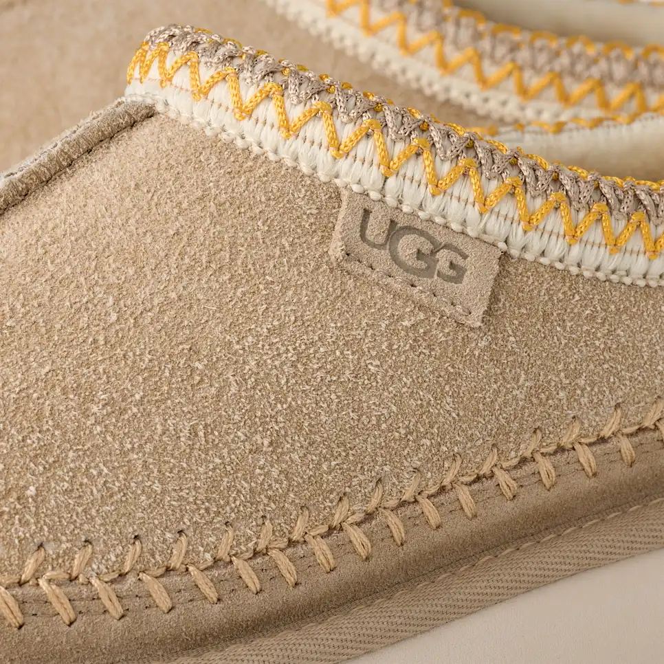 【UGG】★スリッポン★ Women's Tasman Biarritz Womens UGG® Tasman Biarritz Slipper - Mustard Seed | Journeys