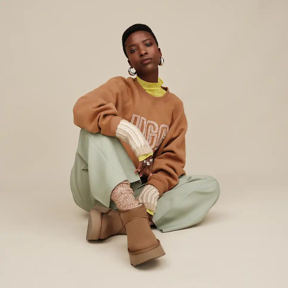 Col rond à logo UGG Col rond à logo UGG