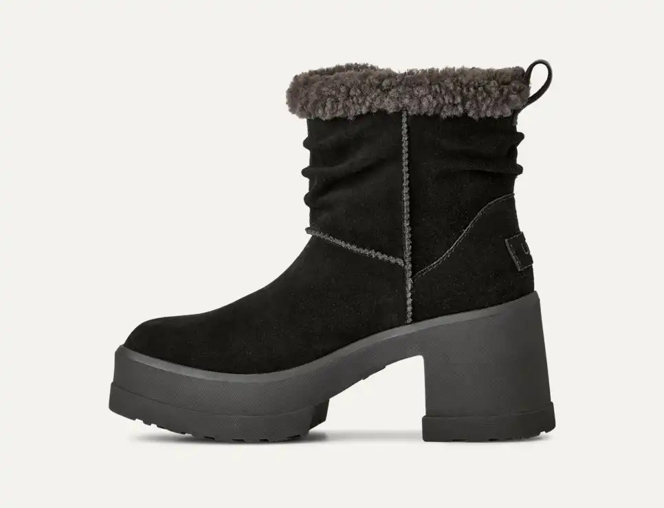 Women's Moxy Pull On