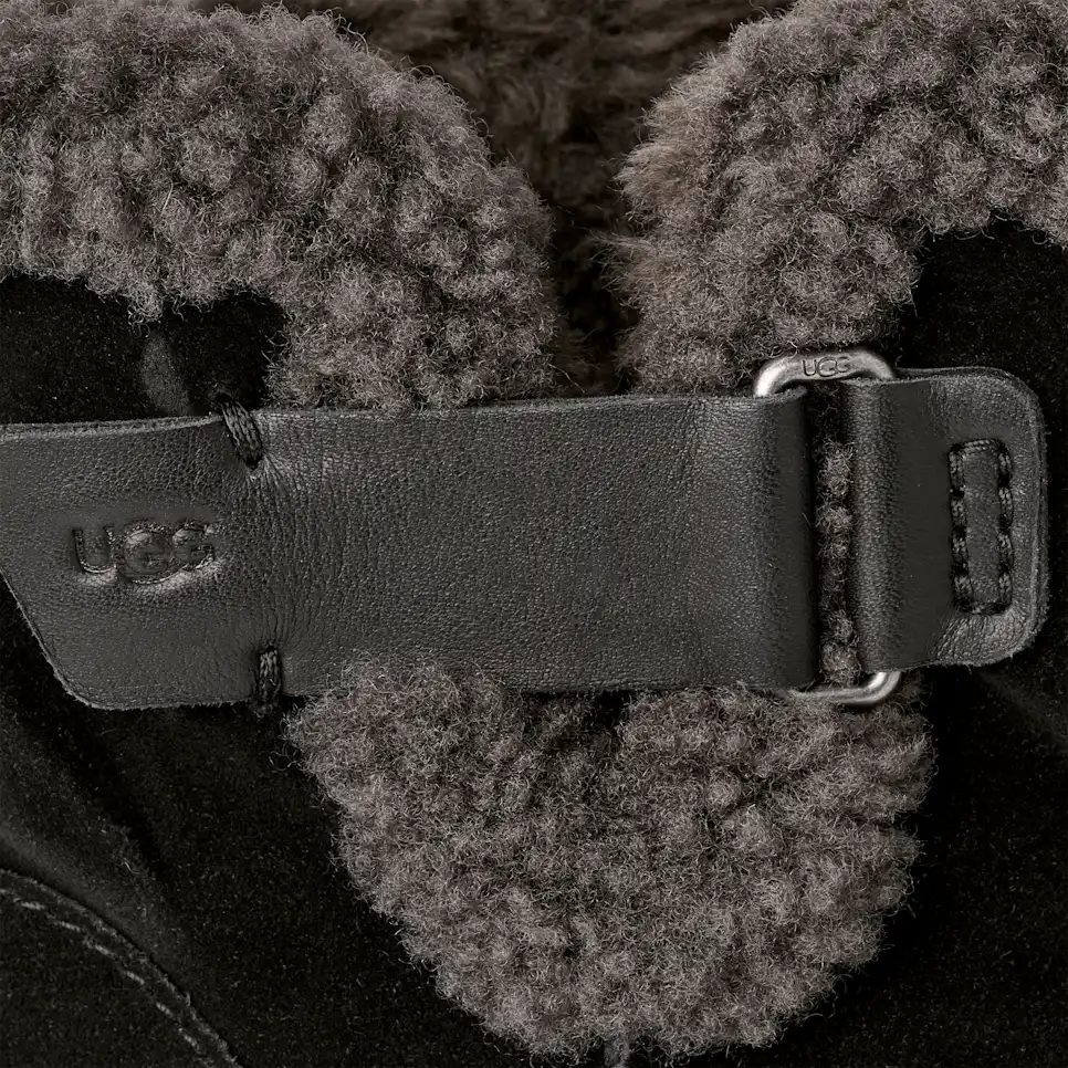 Women's Moxy Pull On