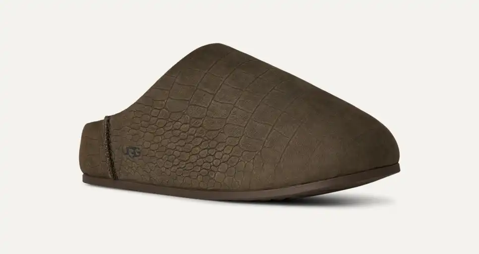 Elea Embossed Slip-On