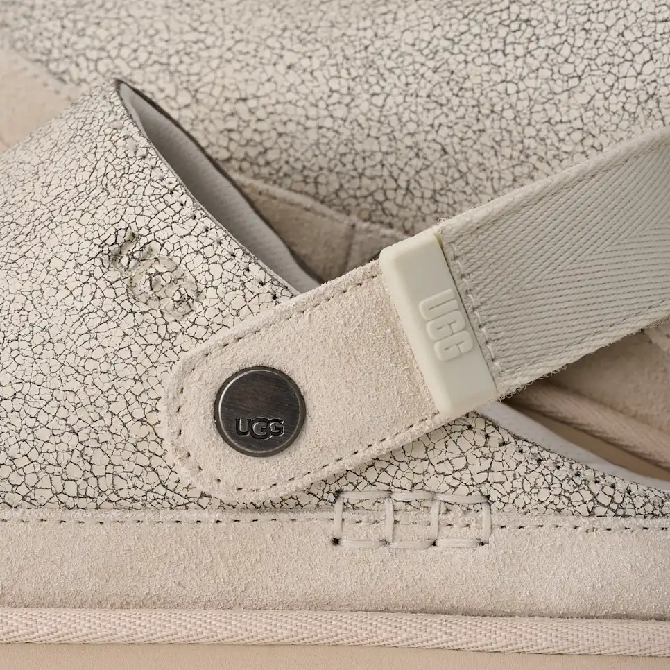 Goldenstar Crackle Clog