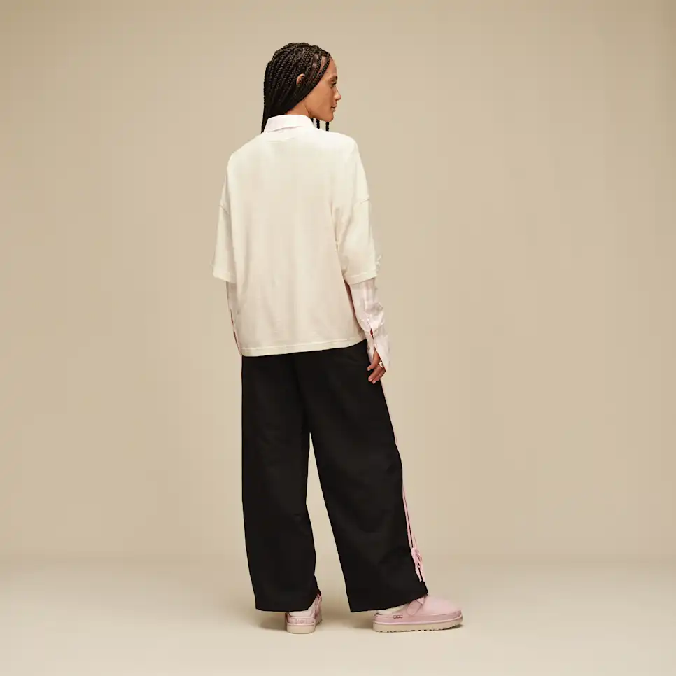 Feels Like UGG Tee