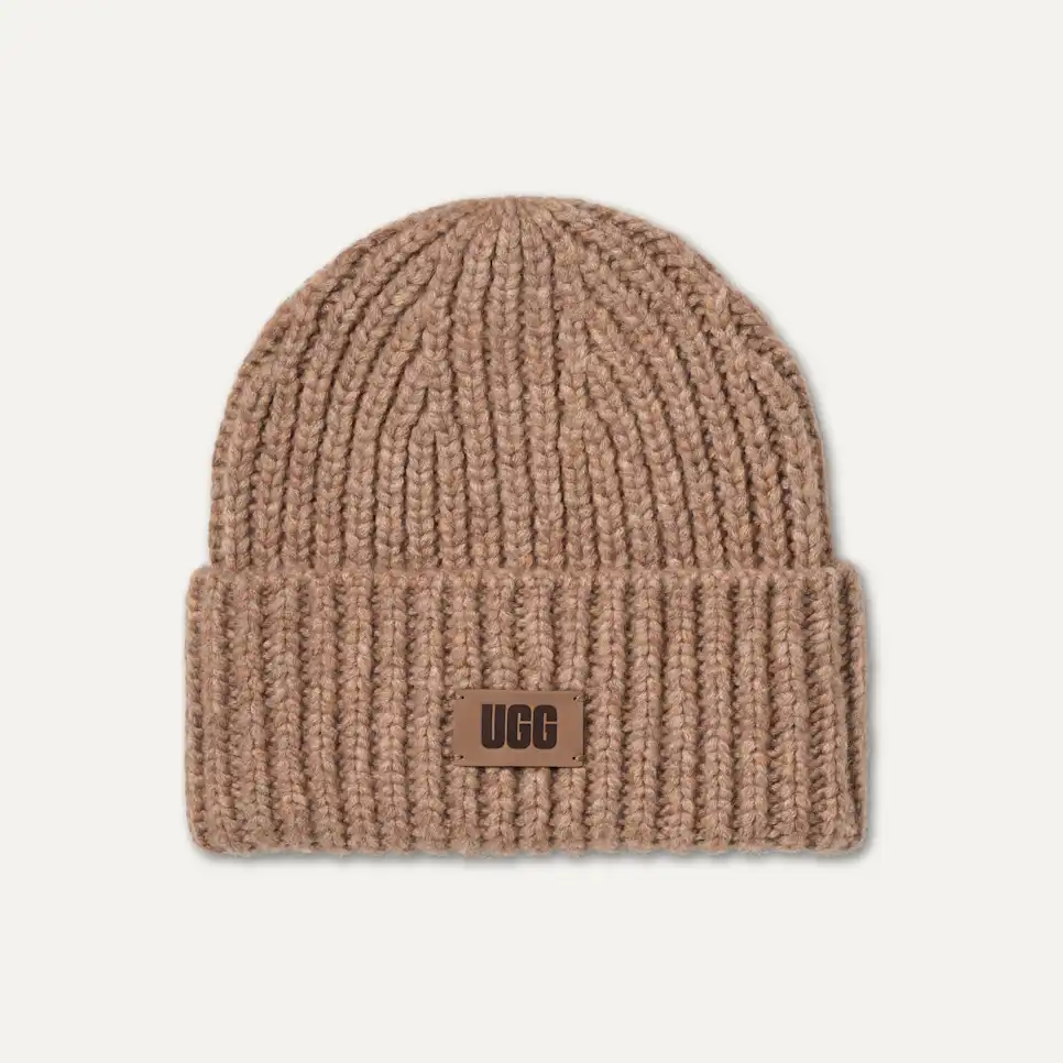Tuque en tricot côtelé à grosses mailles
