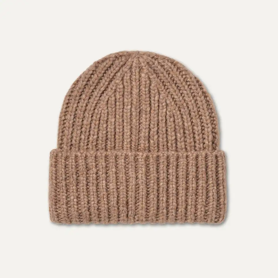 Tuque en tricot côtelé à grosses mailles