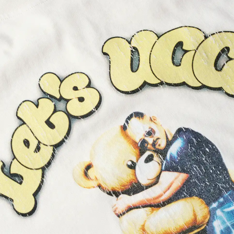 T-shirt Hug It Willy Chavarria UGG