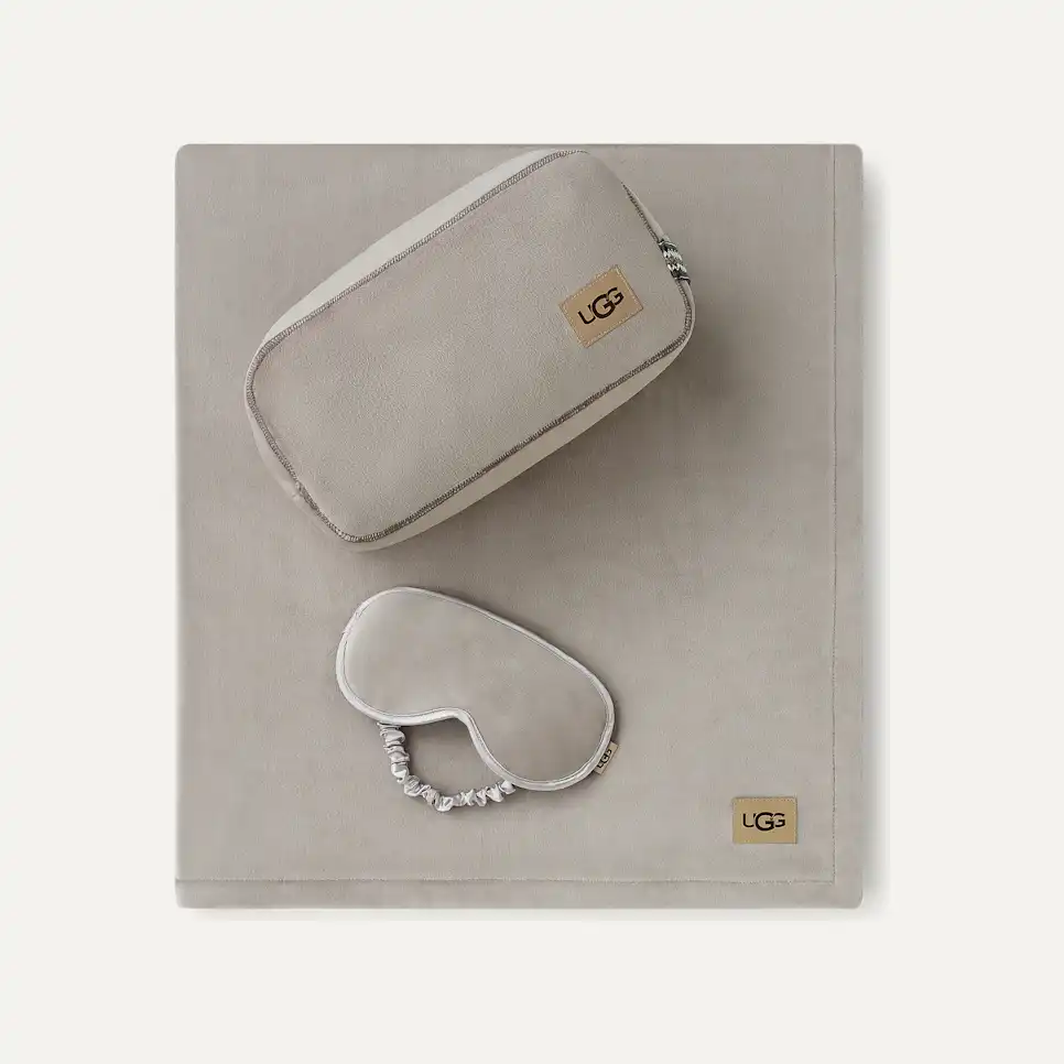 Raegen Travel Set