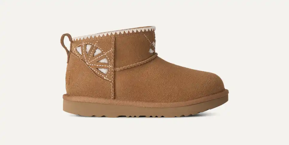 UGG Australia Kids 21㎝　ファンケット　トドラー UGG Ultra Mini Holiday Sun Boot for Kids | UGG®