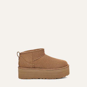 新品未使用】UGG スノーブーツ キッズサイズ 分る