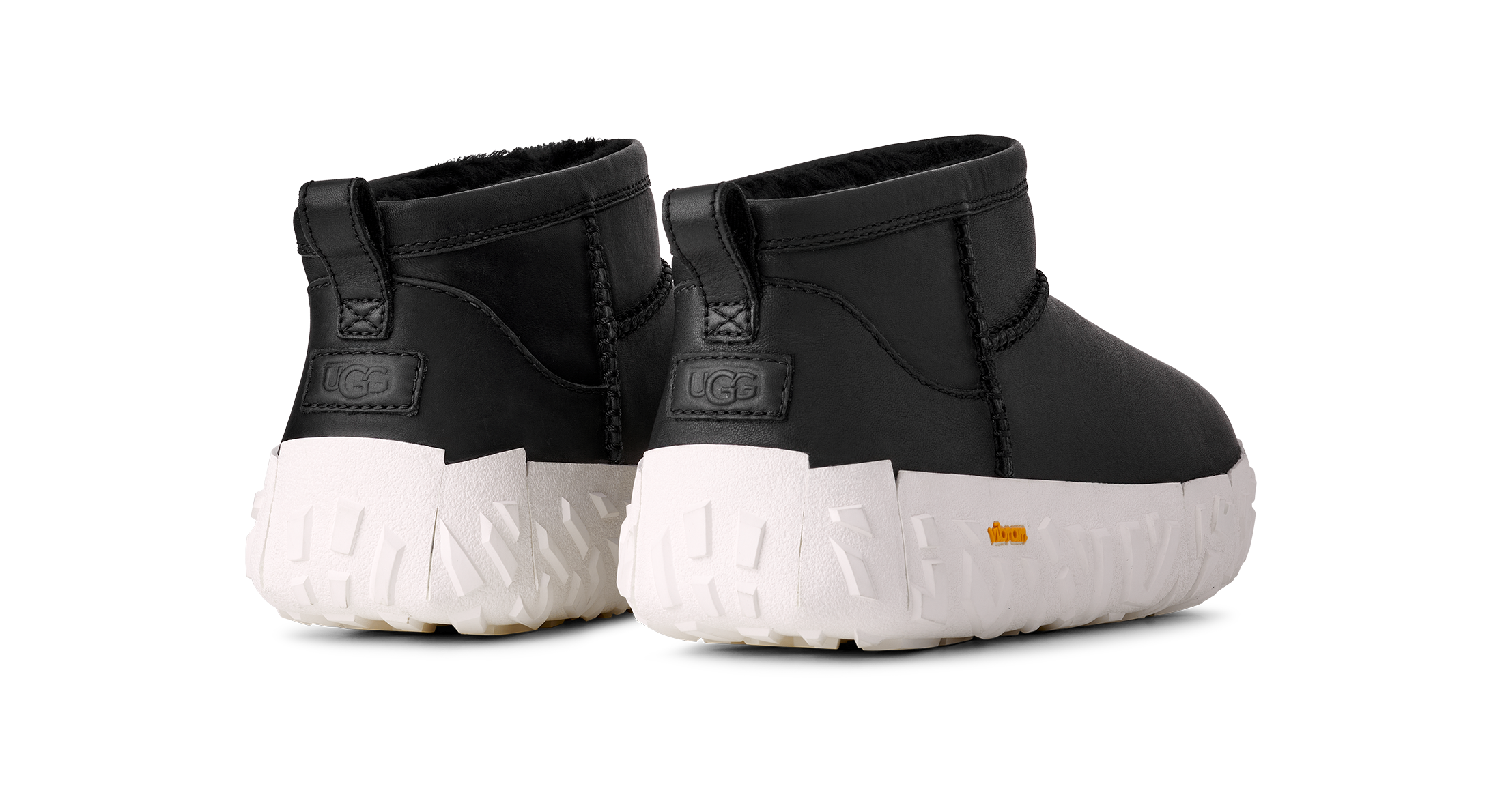 UGG Classic Ultra Mini Wrap Tech Noir Botas - Black / Jasmine — photo 5