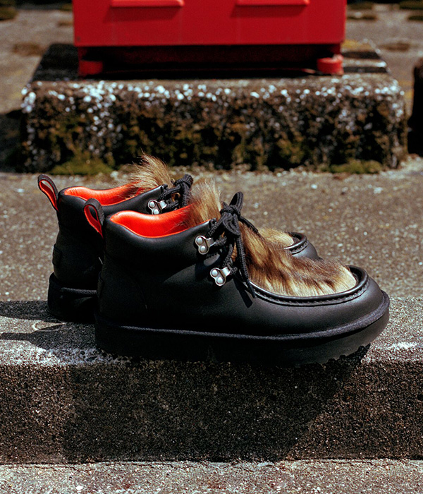 UGG® 公式【 UGG AMBUSH ブーツ|UGG AMBUSH Boot| 1179010