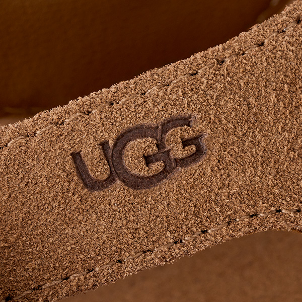 UGG® 公式【 ゴールデンゲーズ トウ ポスト|GoldenGaze Toe Post