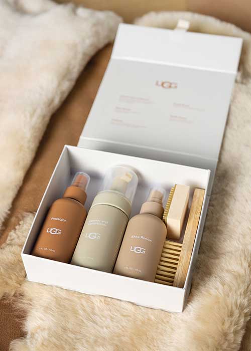 UGGシープスキンカフブーツ ギフト - シープスキン - ブラウン | UGG 日本