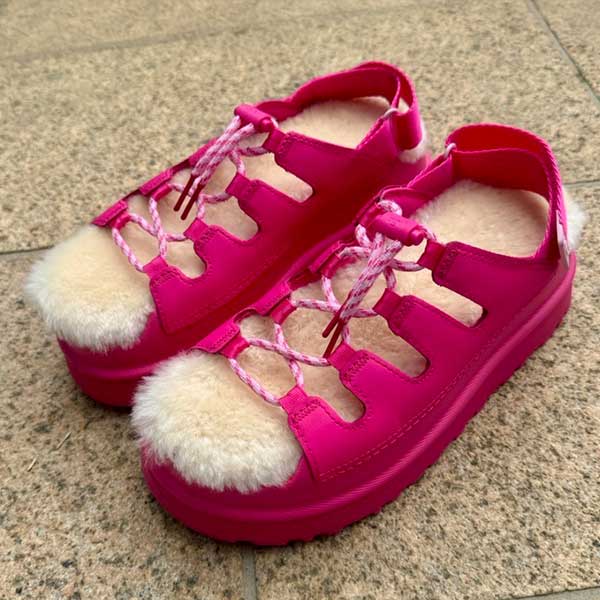 UGG® 公式【 ゴールデングロウ トグル|GoldenGlow Toggle| 1179370