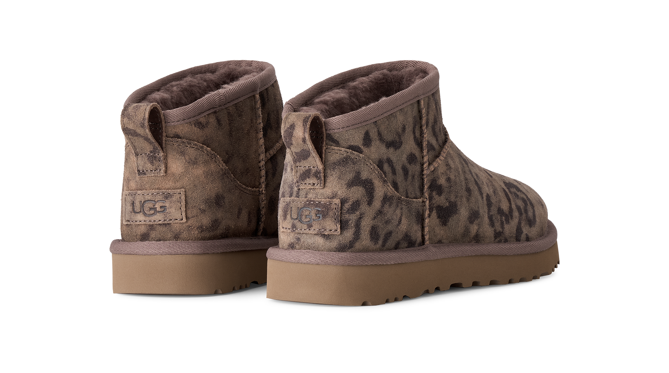 UGG Classic Ultra Mini Spotted Boot Chestnut (Women's) — foto 4