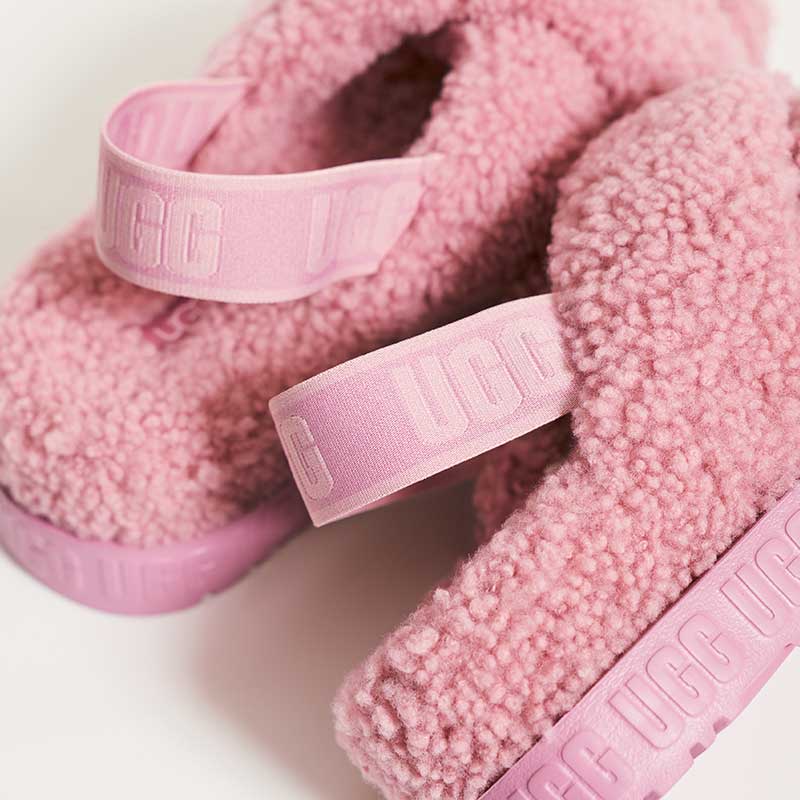 UGG® 公式【 オー フラッフィータ クロス ストラップ|Oh Fluffita