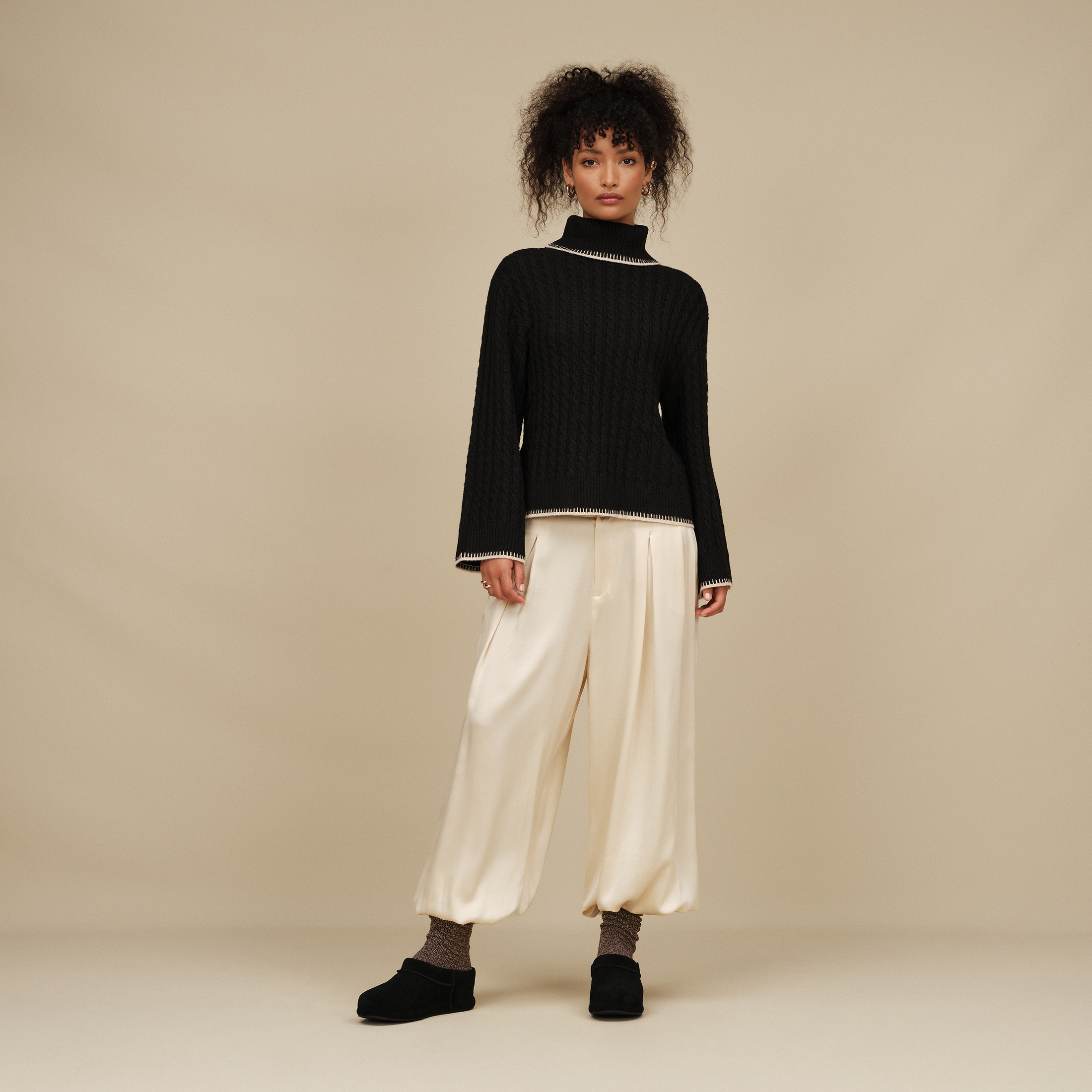 UGG Zuecos Enwrap - Black