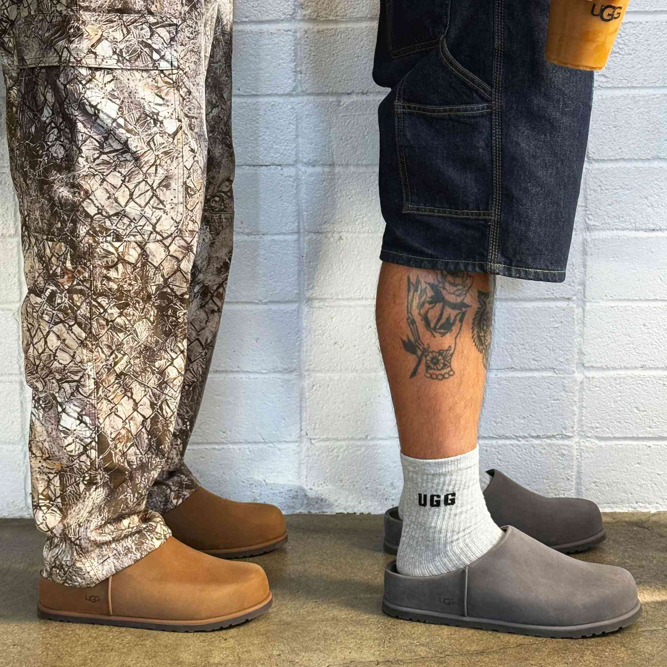 UGG Zuecos Otzo - Dark Grey